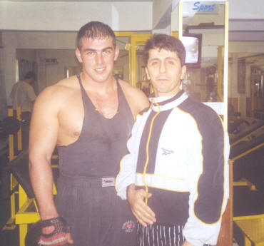 b3.jpg (22776 bytes)