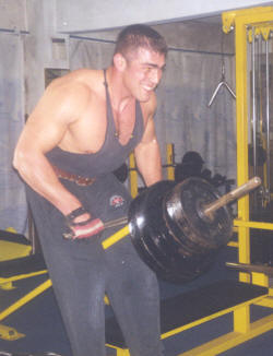 b9.jpg (16222 bytes)